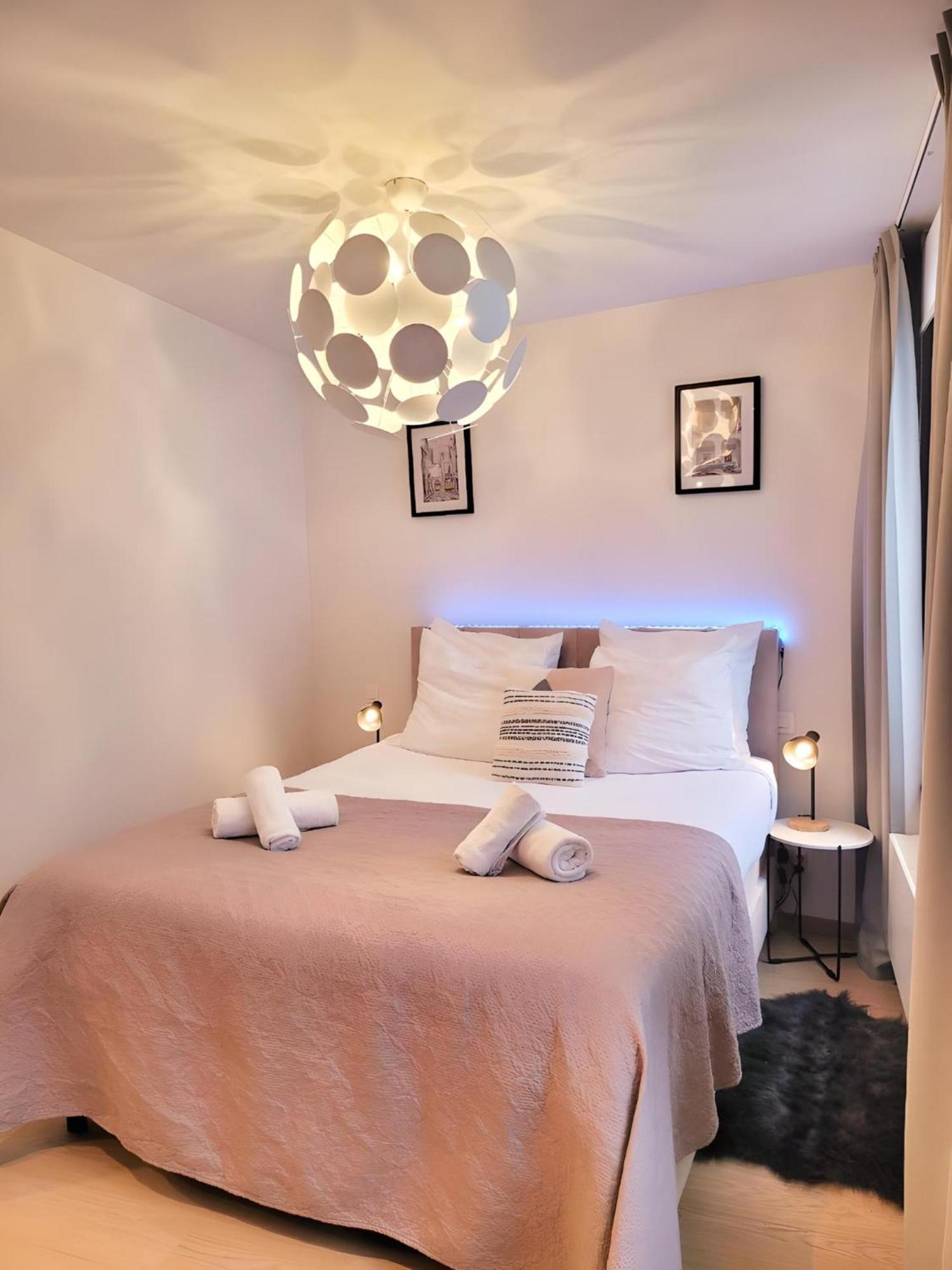 Grand Sablon Stylish Brussels City Center Apartment Bagian luar foto
