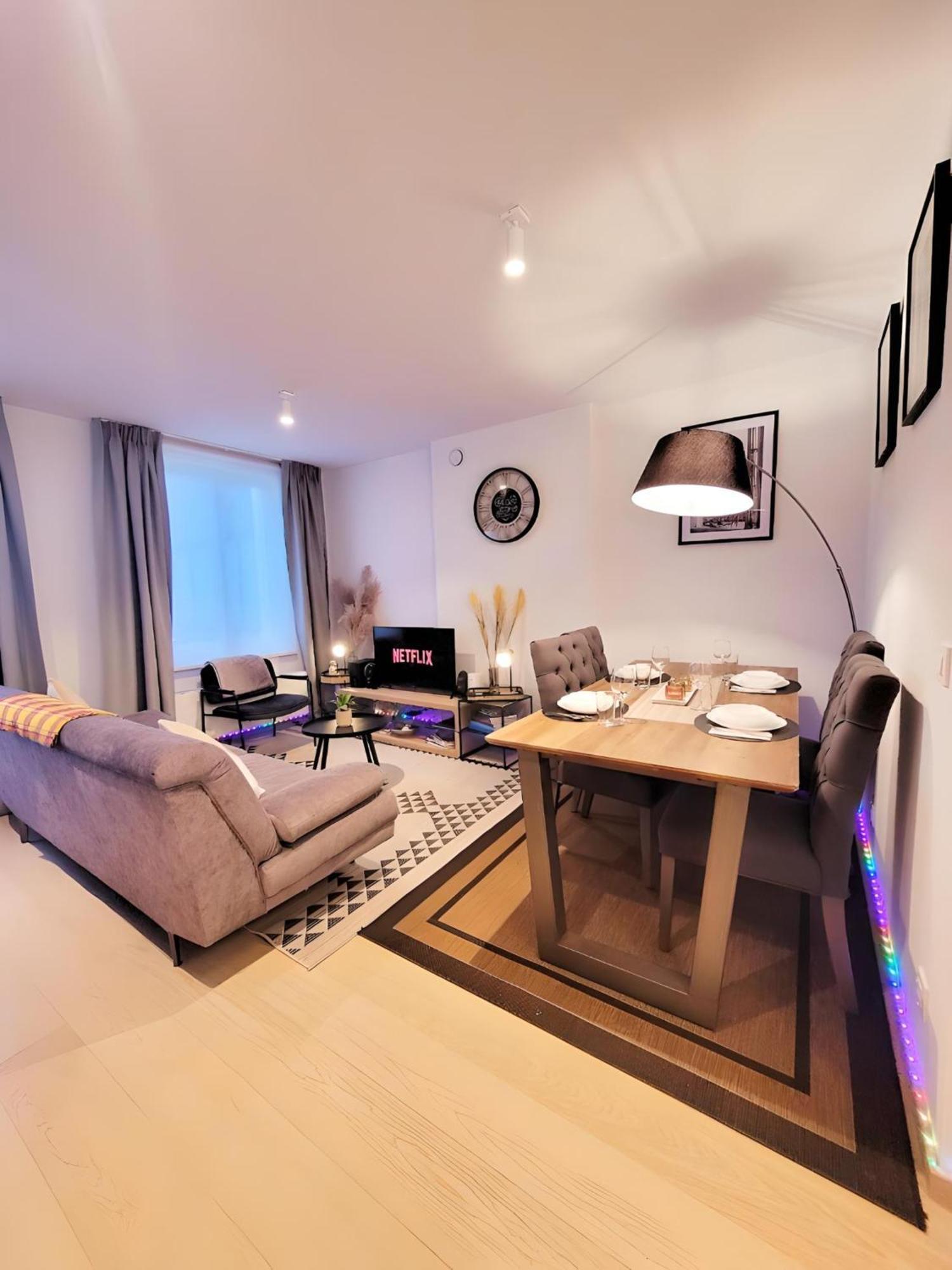 Grand Sablon Stylish Brussels City Center Apartment Bagian luar foto