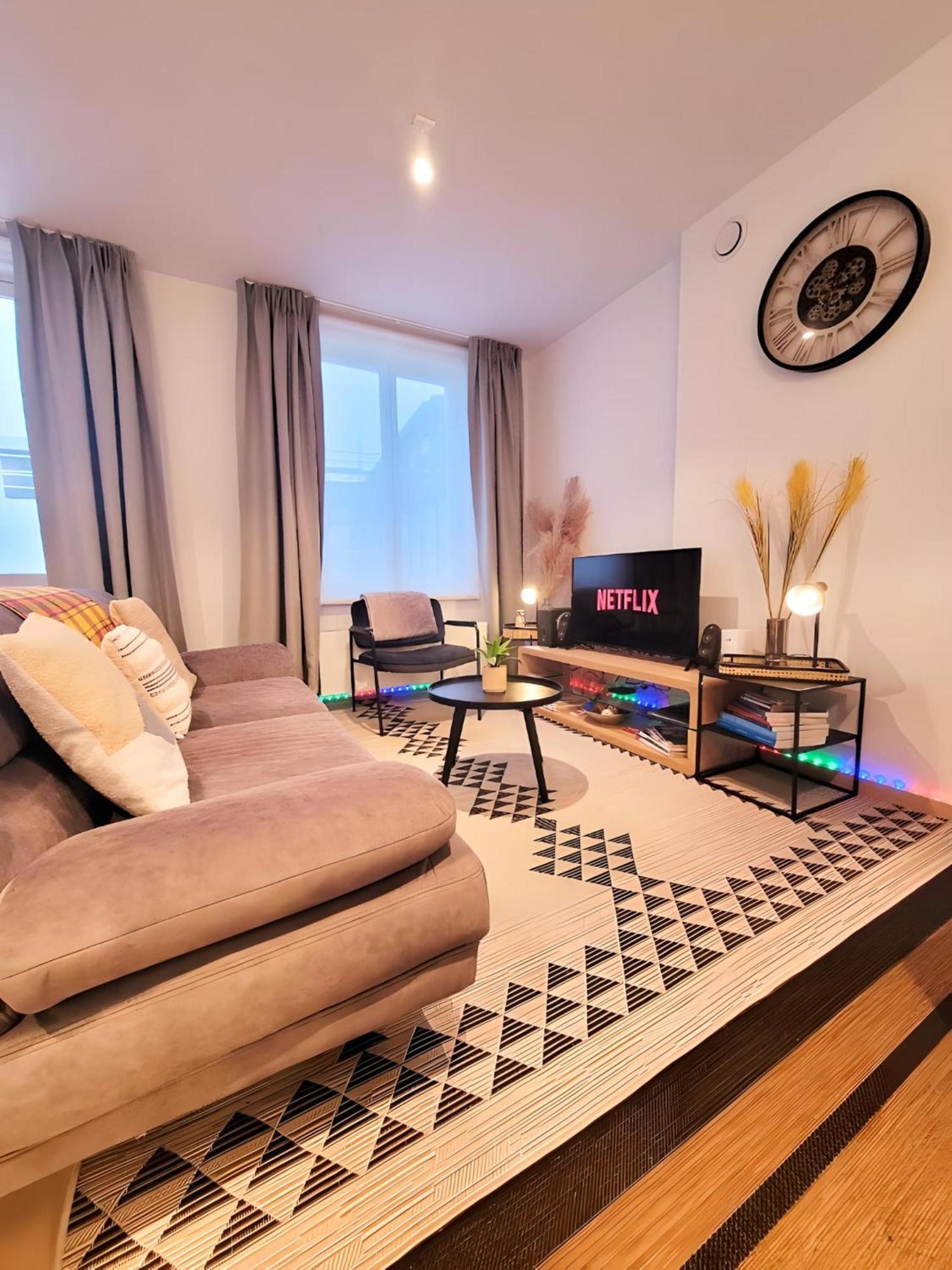 Grand Sablon Stylish Brussels City Center Apartment Bagian luar foto
